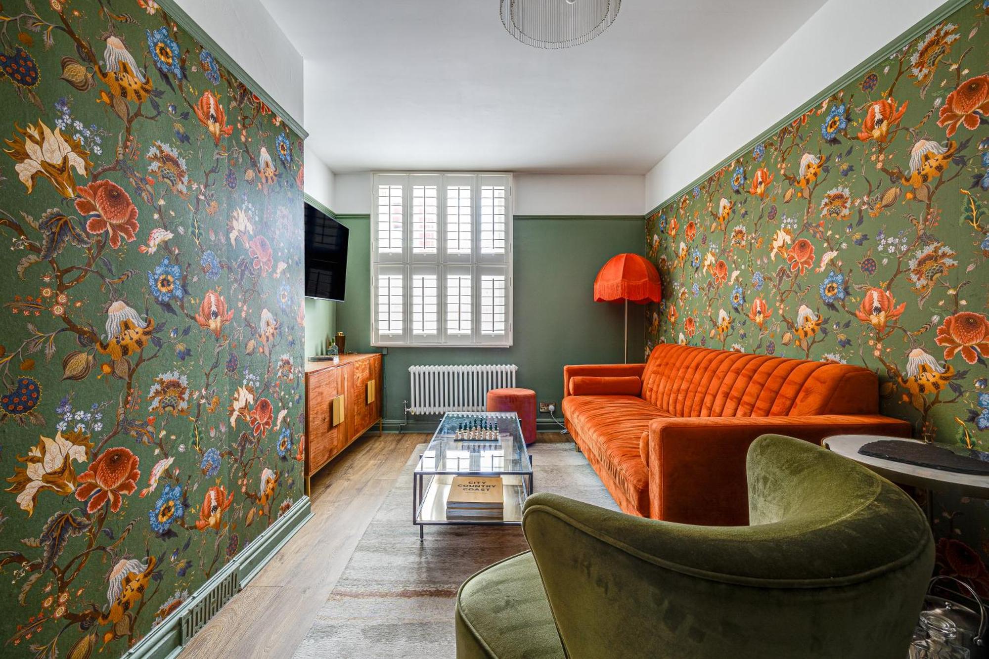 Insta-Worthy Loft On Historic Chester Rows, Sleeps 4 & Free Parking Exterior photo
