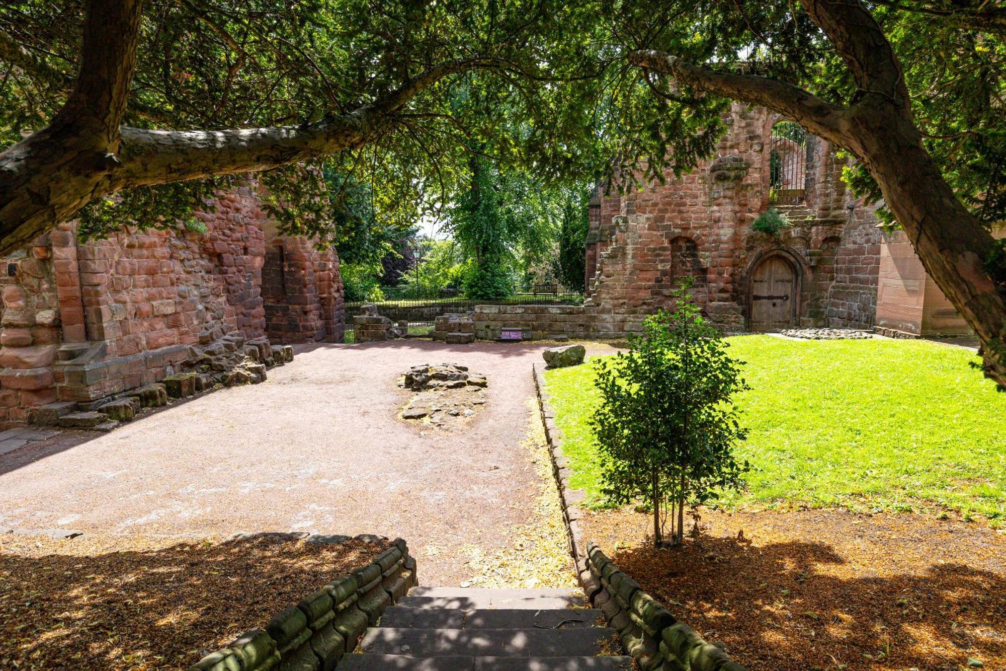 Insta-Worthy Loft On Historic Chester Rows, Sleeps 4 & Free Parking Exterior photo